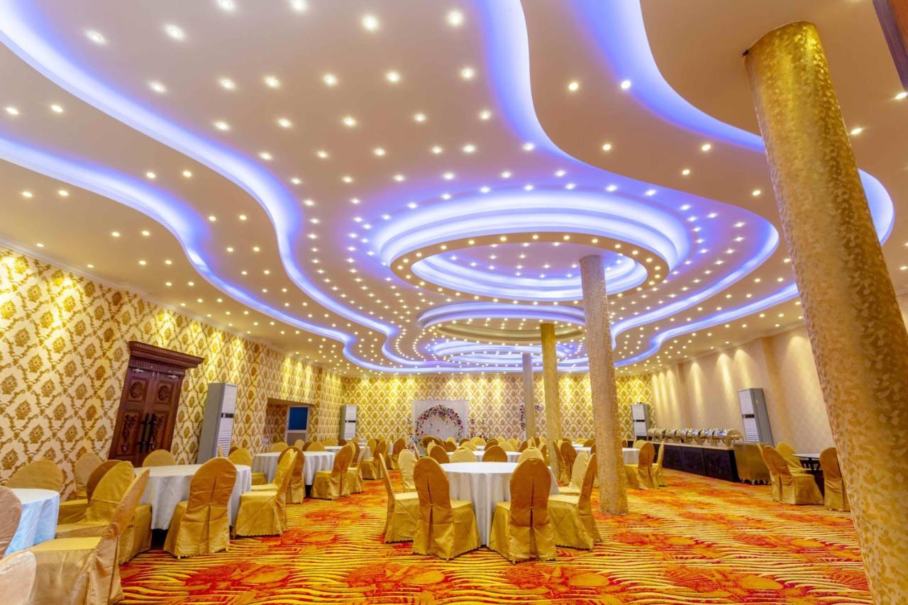 Polhena Grand Resort & Banquet มาตารา ภายนอก รูปภาพ