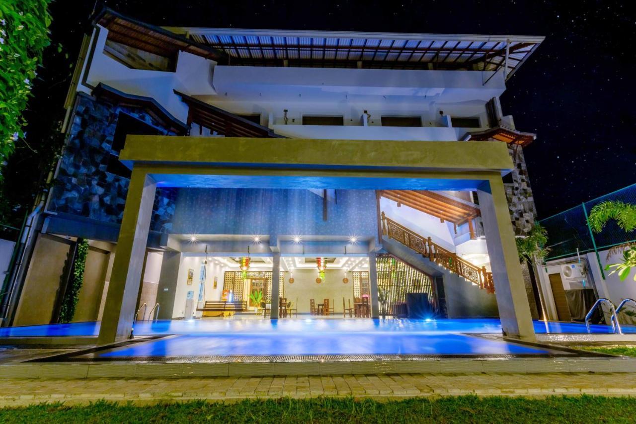 Polhena Grand Resort & Banquet มาตารา ภายนอก รูปภาพ