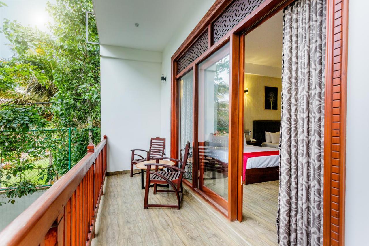 Polhena Grand Resort & Banquet มาตารา ภายนอก รูปภาพ
