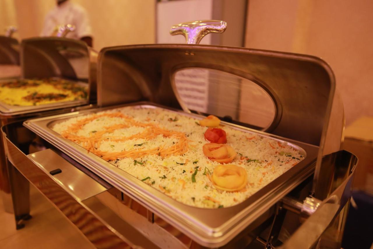 Polhena Grand Resort & Banquet มาตารา ภายนอก รูปภาพ